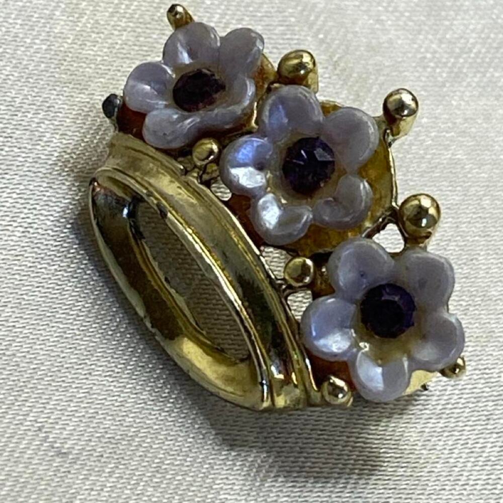 Vintage Purple Flower Basket Brooch Gold Tone Pearlized Floral Rhinestone Pin